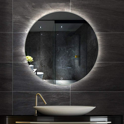 Espejo LED de aumento redondo en el baño